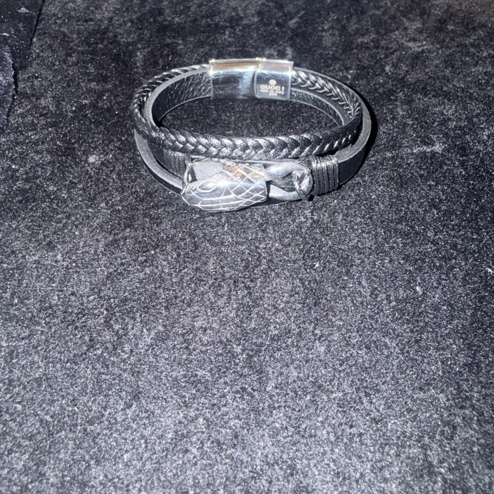 Gucci AG925 Silver Snake Black Leather Bracelet